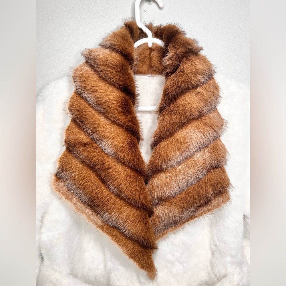 NEW Mink Fur Long Over Coat Warm Super Soft Women’s Coat Size Medium - Picture 5 of 8